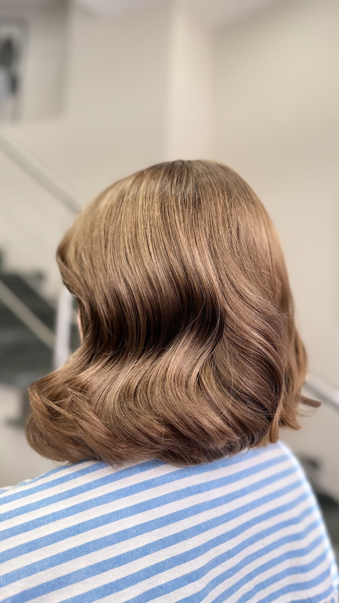 Šviesinimas sruogelėmis — plaukų darbas Klaipėdoje, Seaside Hair Master