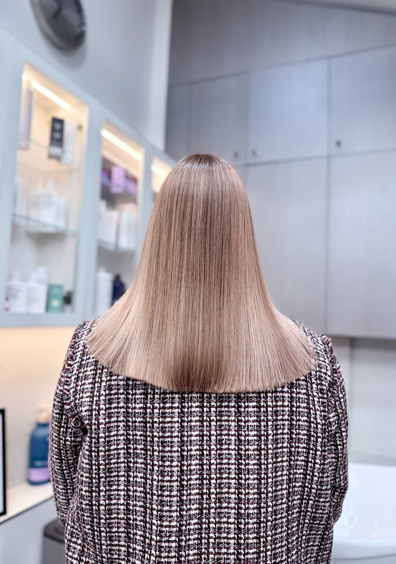 Sruogelės ir tonavimas — plaukų darbas Klaipėdoje, Seaside Hair Master