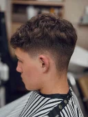 Modelinis kirpimas žirklėmis — plaukų darbas Klaipėdoje, Seaside Hair Master